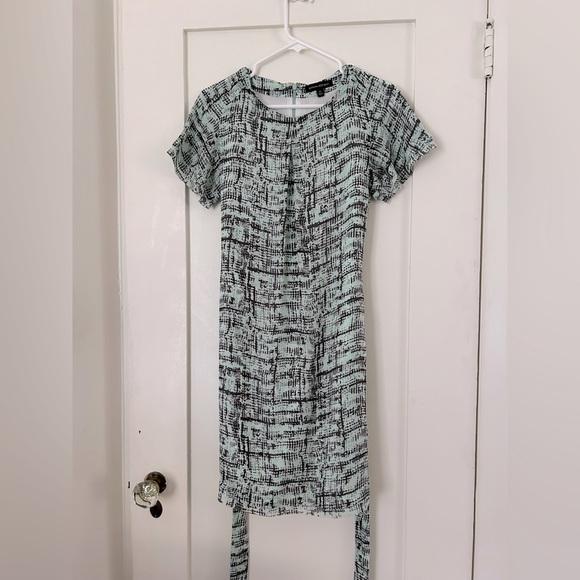 Banana Republic mini dress NWT - Picture 6 of 9